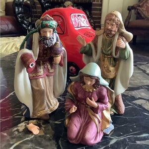 Christmas Nativity scene 3 pc porcelain Figurines Set